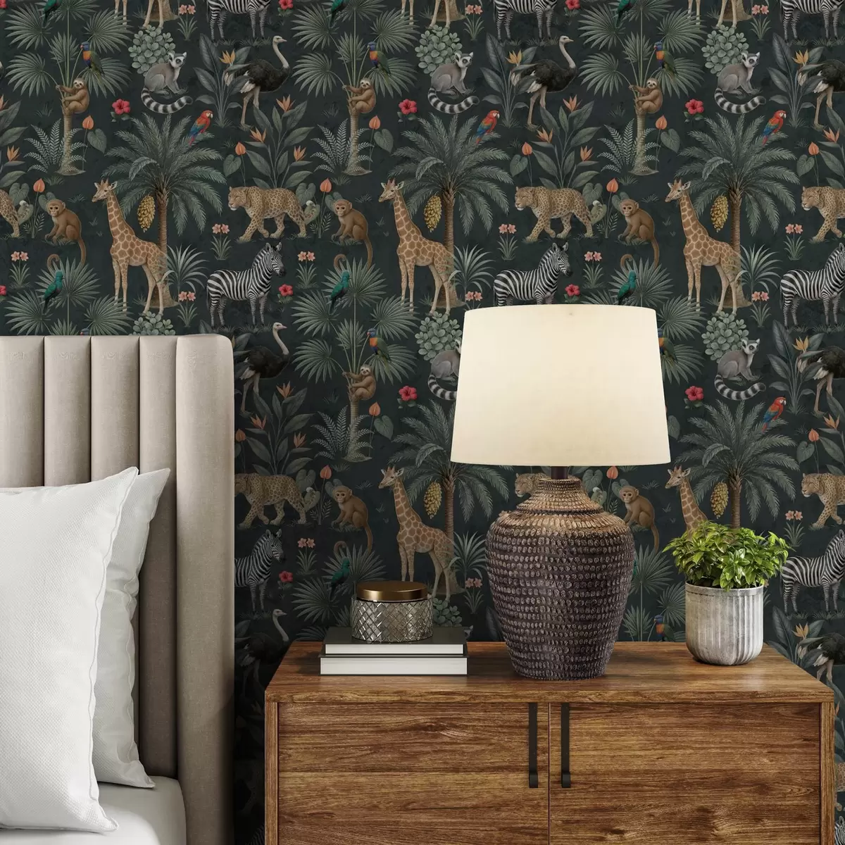 Шпалери Реалістичні тропічні тварини серед рослин a00427