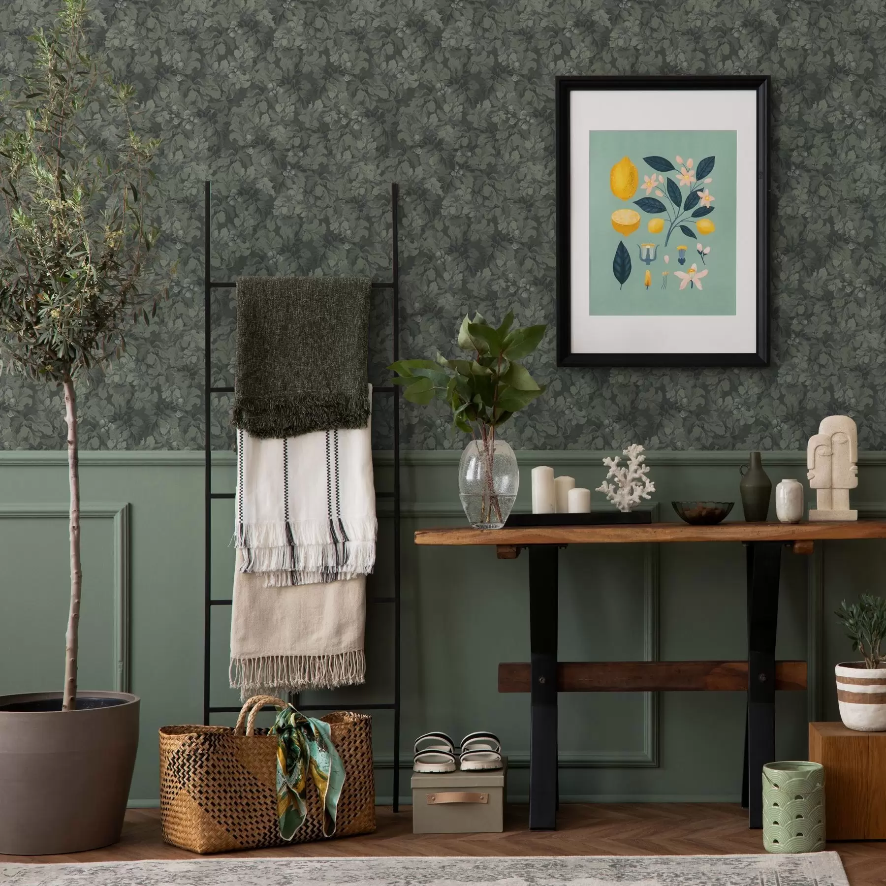 Шпалери Темна текстура листя з жолудями насиченого зеленого кольору a00461