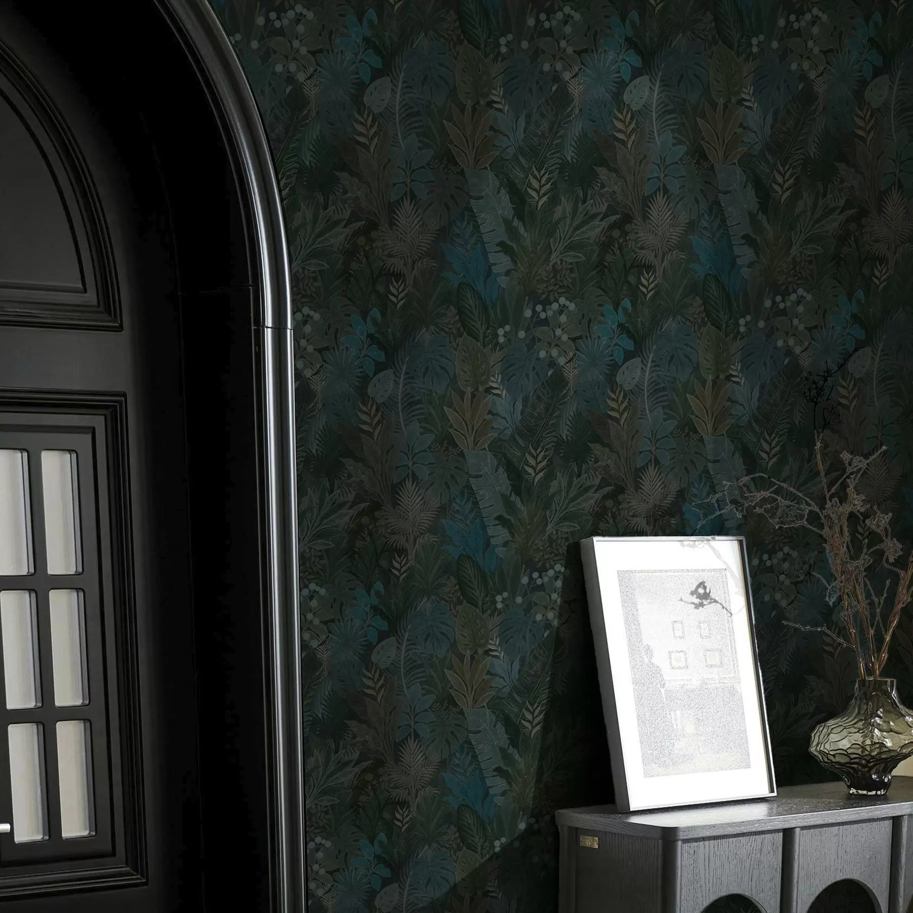 Шпалери Темно-зелене тропічне листя з синіми акцентами a00327