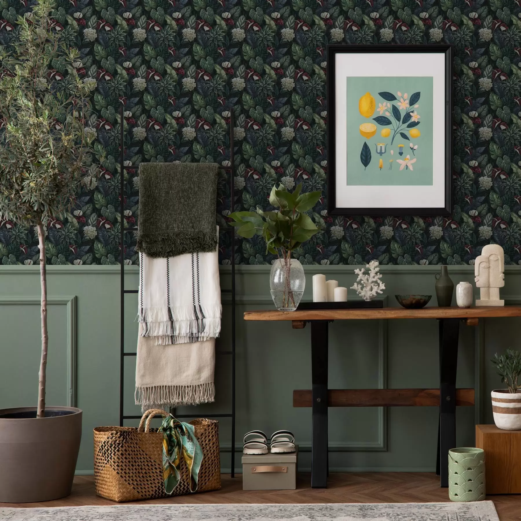 Шпалери Тропічне листя з білими та червоними квітами a00361