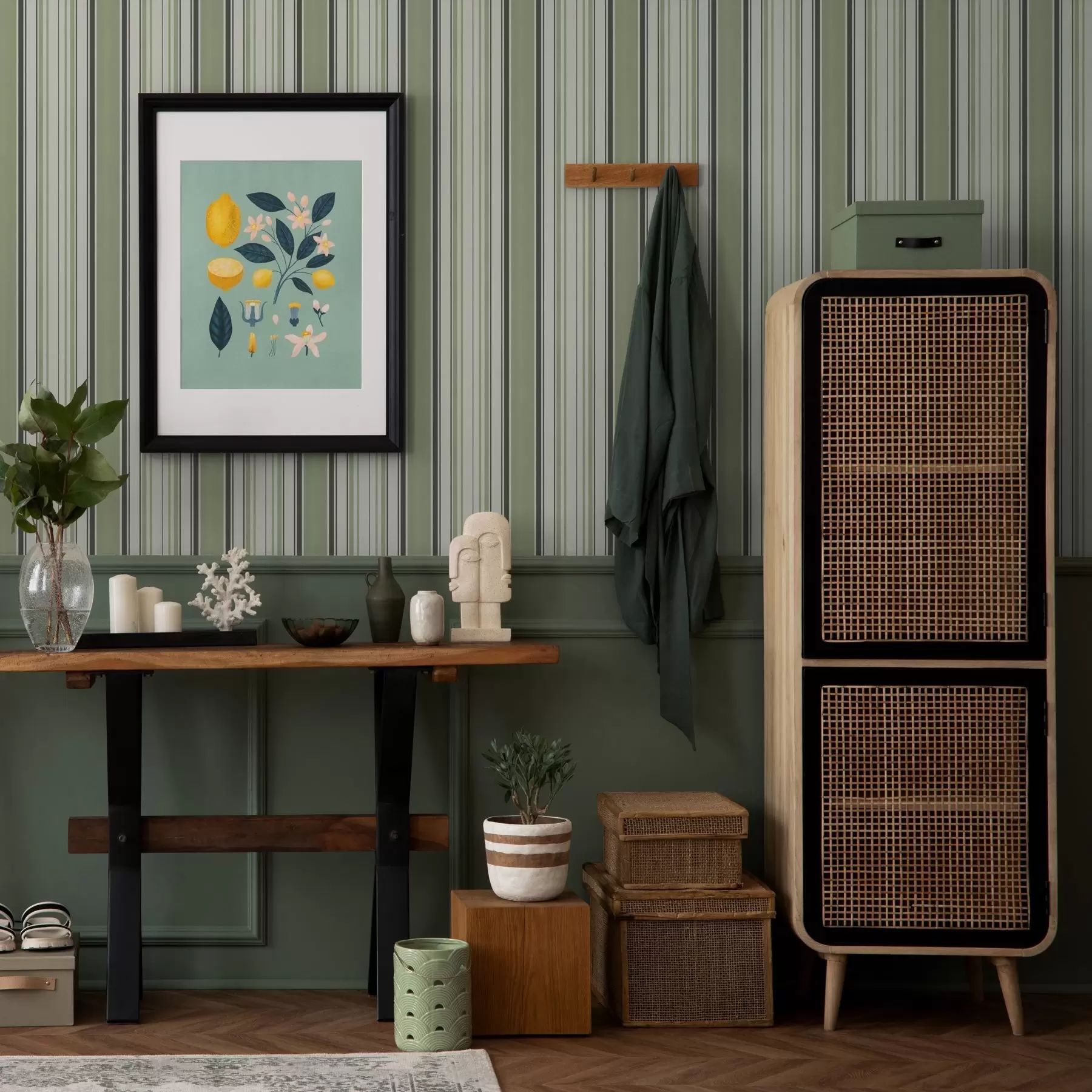 Шпалери Кремове тло з поєднанням зелених і чорних смуг a00563