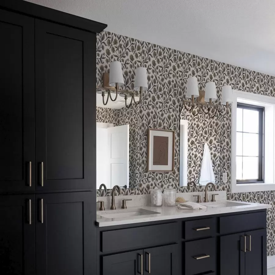 Шпалери Польові квіти в сіро-оливкових тонах на кремовому тлі a00623v1