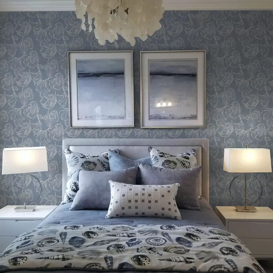 Шпалери Світло-блакитний фон з крейдяними контурами квітів a00625v3