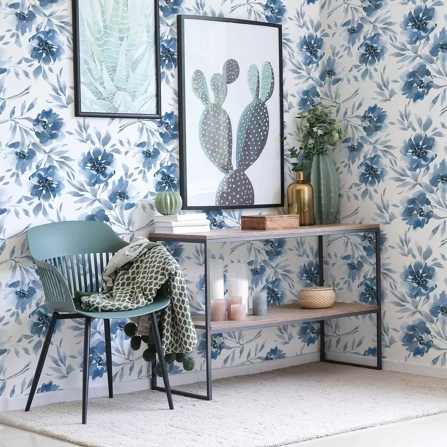 Шпалери Акварельні півонії кольору індиго на білому тлі a00641