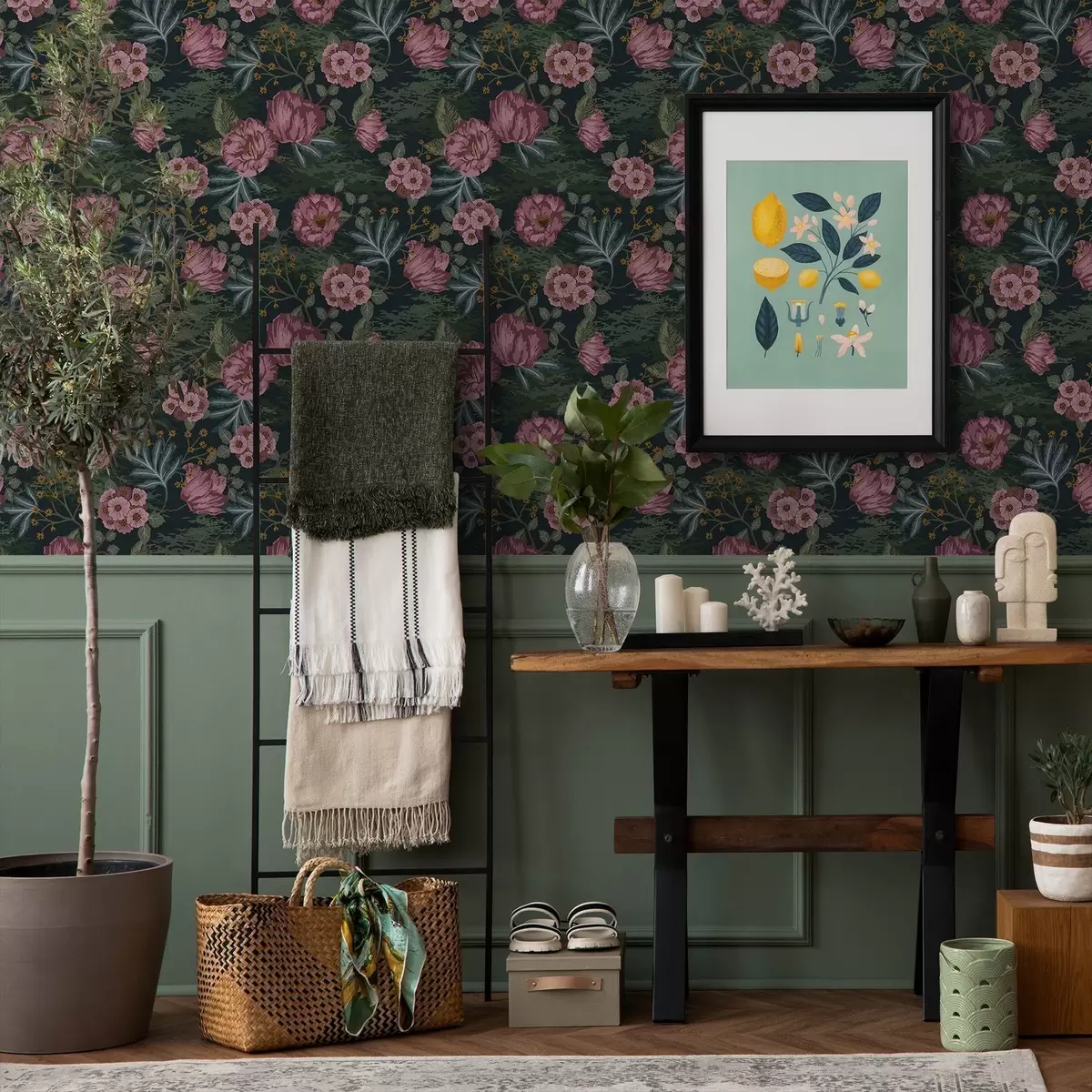 Шпалери Темна флора з рожевими квітами та листям, глибокий фон a00724