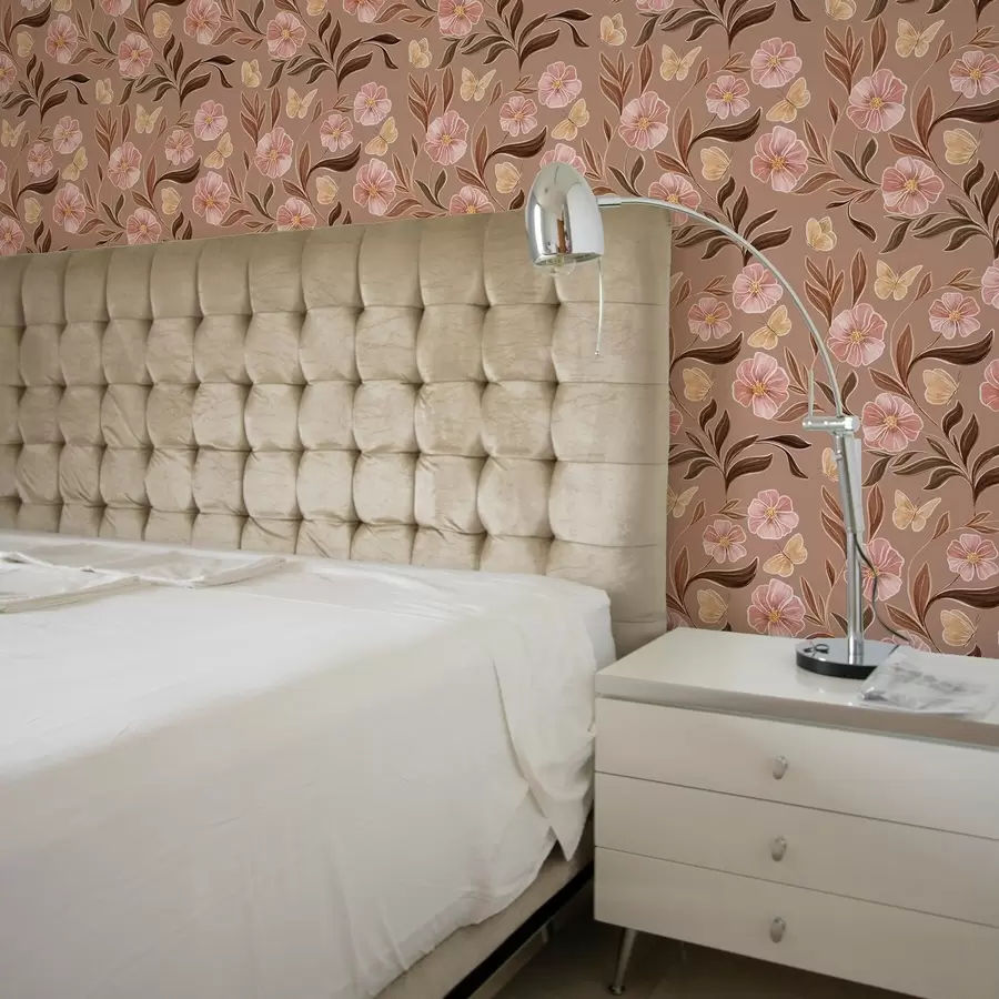 Шпалери Рожеві квіти та метелики на теплому коричневому тлі a00633v1