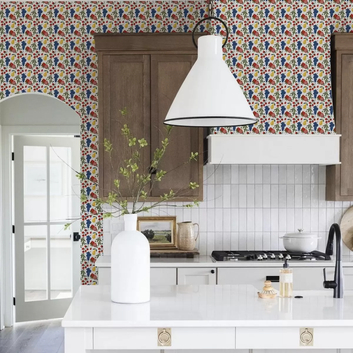 Шпалери Соковиті фрукти: гранати, виноград, груші на білому тлі a00801