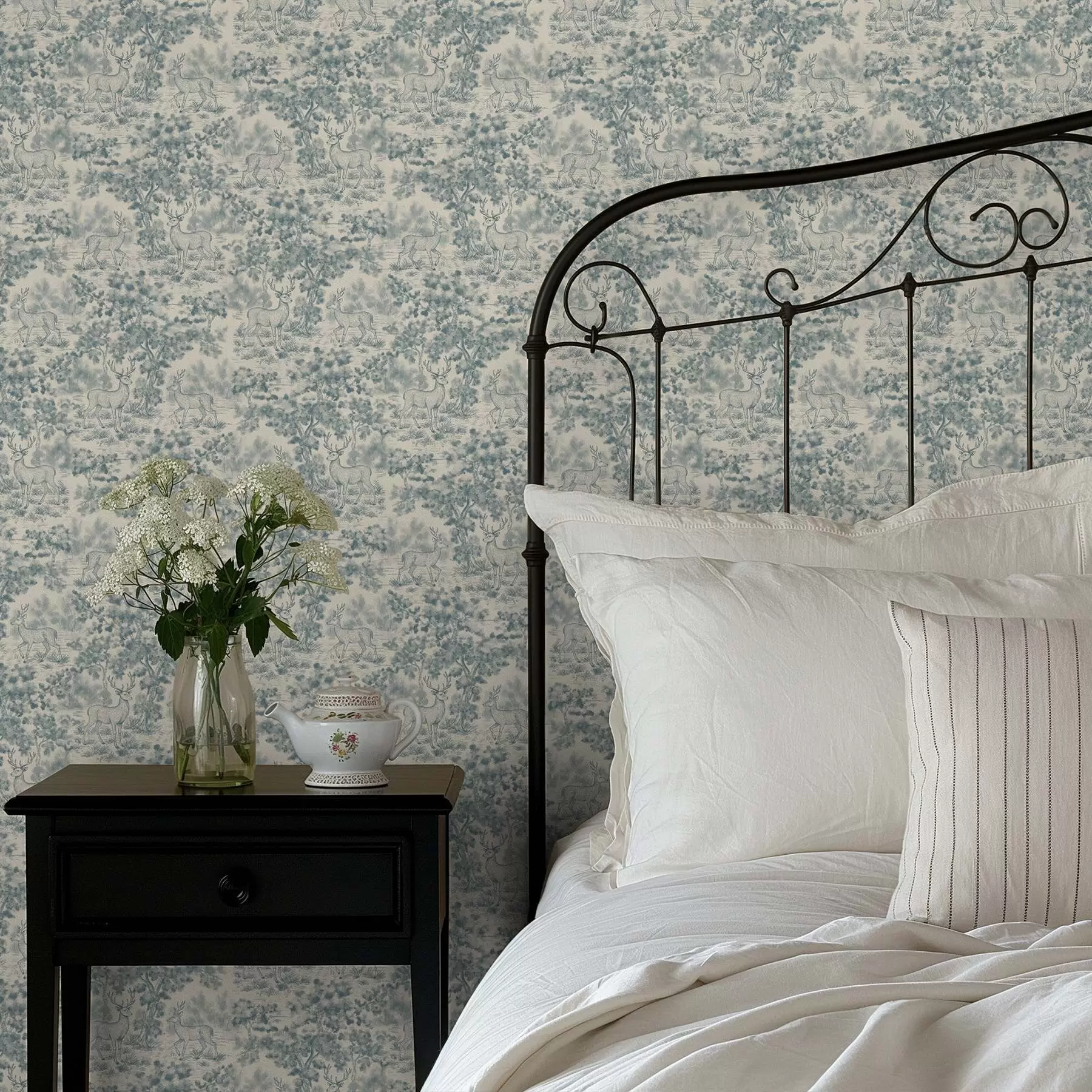 Шпалери Монохромна сцена з оленями в лісі a00748