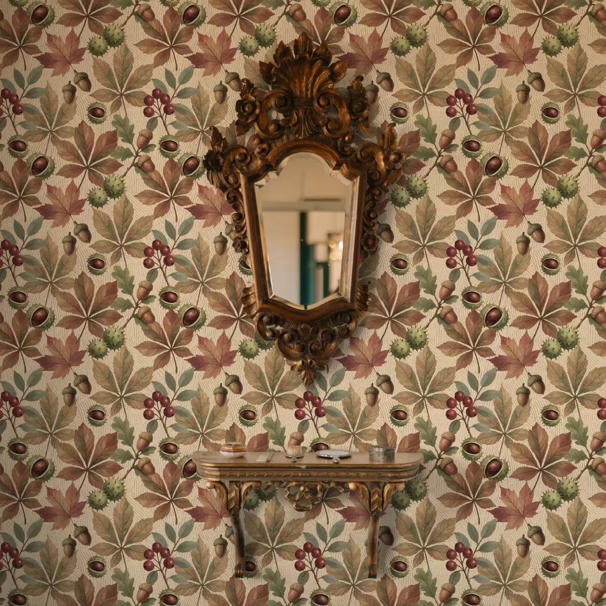 Шпалери Осіннє листя, жолуді та ягоди на бежевому тлі a00754