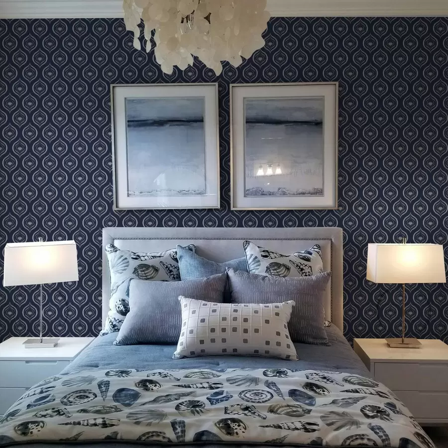 Шпалери Контрастні мотиви крапель з квіткою на темно-синьому тлі a00977v1