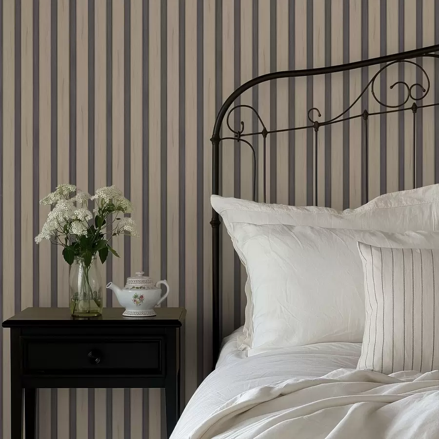 Шпалери Бежеві дерев'яні дошки з темними вертикальними смугами a01054v2