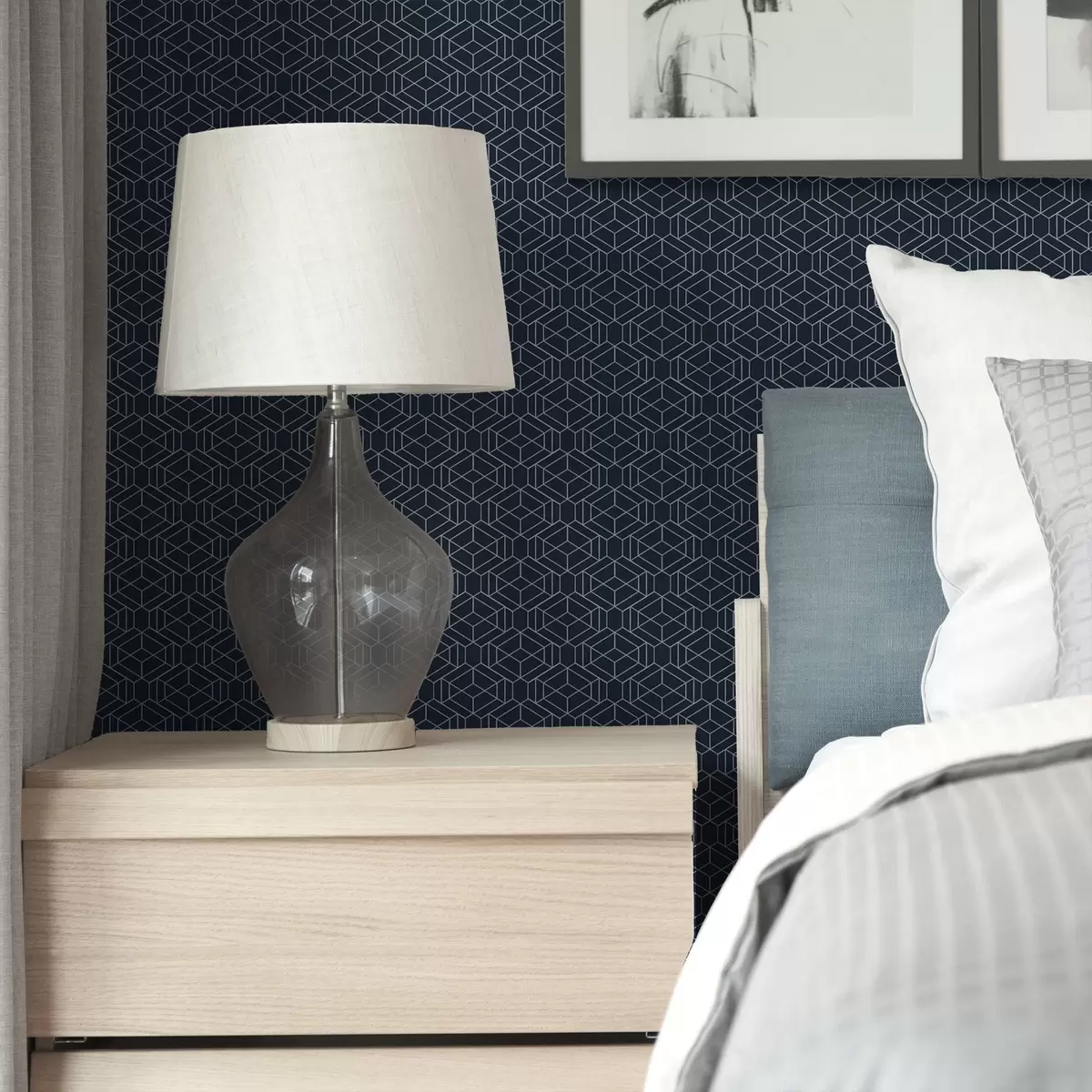 Шпалери Темно-синя геометрична решітка з кубів a01066v1