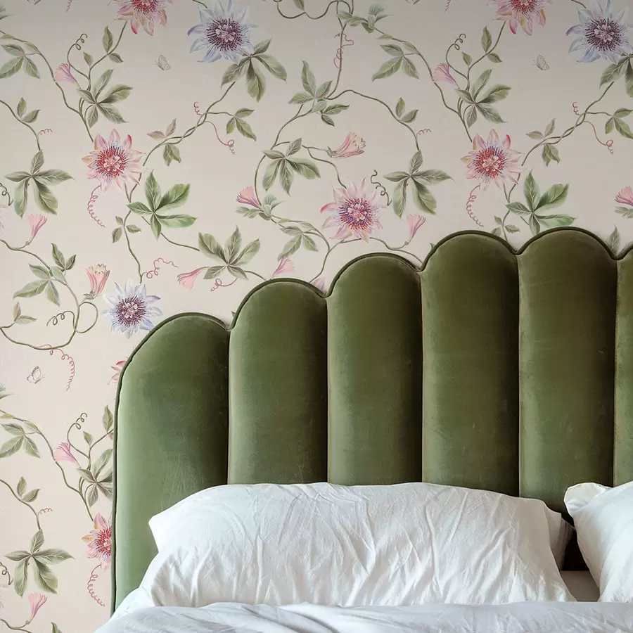 Шпалери Візерунок з екзотичними квітами та лозами a01131